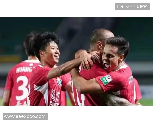 成都足球明星队迎战香港足球明星队激情对决即将上演