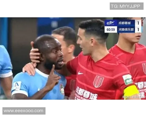 成都足球队状态引发热议球迷对表现褒贬不一的背后原因分析